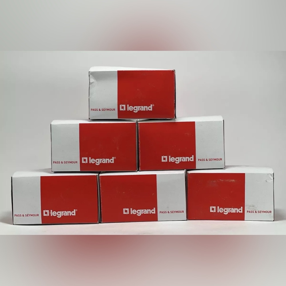 PASS & SEYMOUR LEGRAND 3801 POWER OUTLET 30A 250V FLUSH MOUNT 2P 3W 5372 6 Packs
